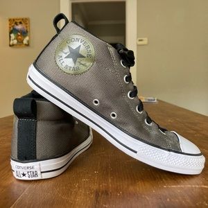 Converse Elastic Slip On’s - Army Green